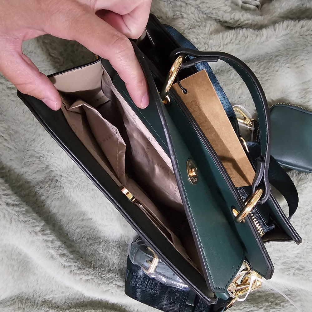 RARE* NEW! Steve Madden Bevelyn "CEDAR GREEN" Crossbody Bag Purse - Picture 6 of 8